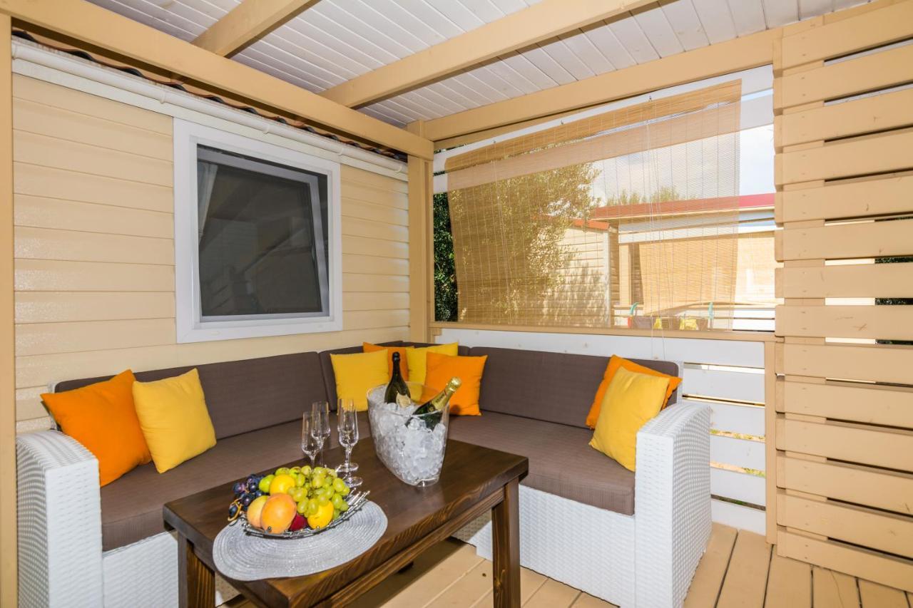 Camp Bepo Hotell Pakoštane Exteriör bild