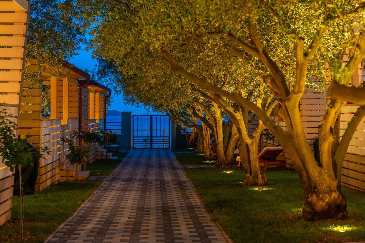 Camp Bepo Hotell Pakoštane Exteriör bild