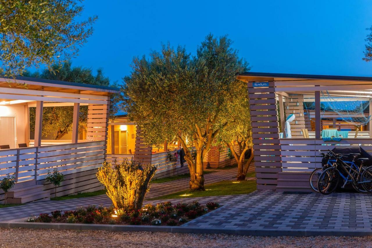 Camp Bepo Hotell Pakoštane Exteriör bild