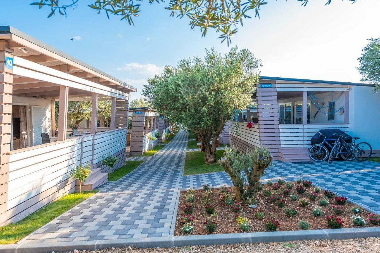 Camp Bepo Hotell Pakoštane Exteriör bild