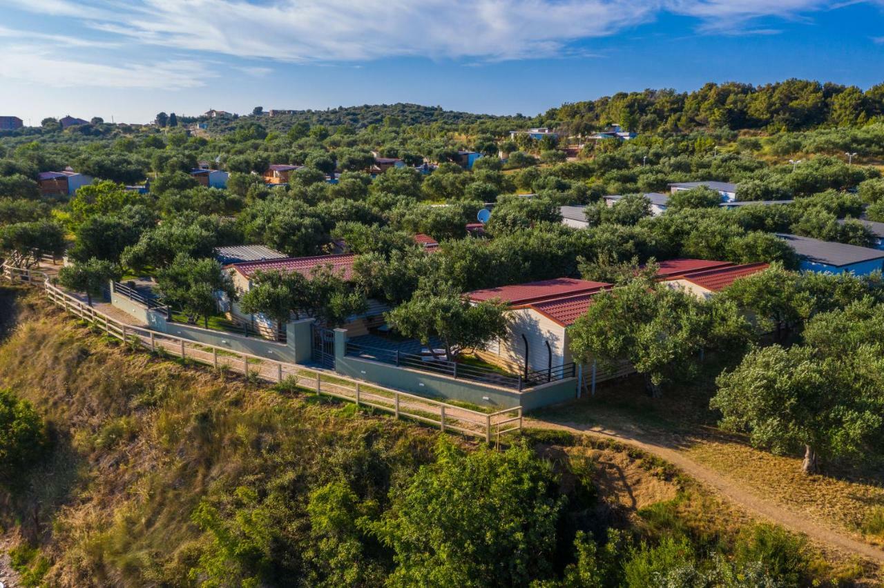 Camp Bepo Hotell Pakoštane Exteriör bild